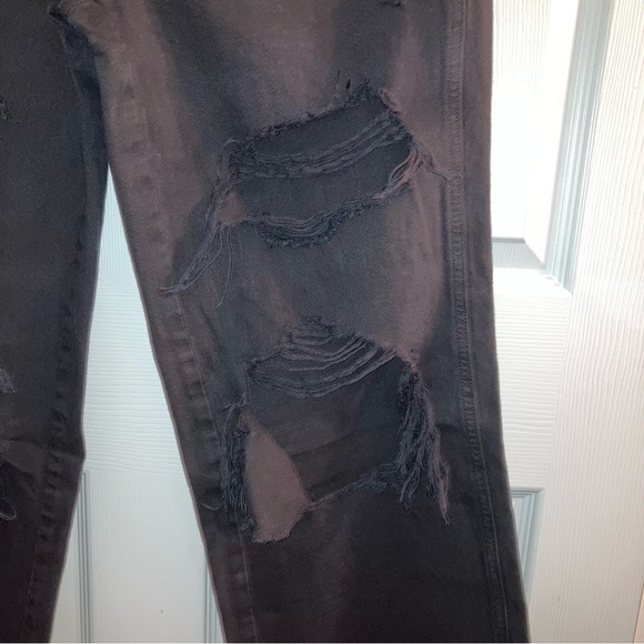 Pacsun High-Waisted Ripped Baggy Jeans - Picture 7 of 13